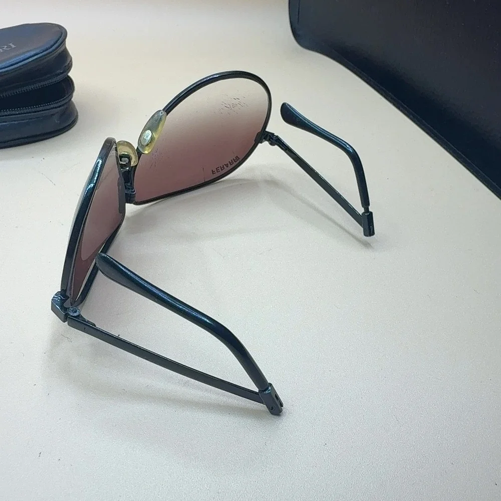 VTG Ferarri Sunglasses Aviator Black Metal Frame Brown **damaged Lens with Case